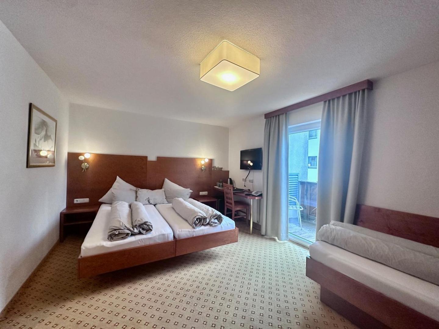 Arlen Lodge Hotel Inkl Premium Karte Im Sommer Sankt Anton am Arlberg Exterior foto